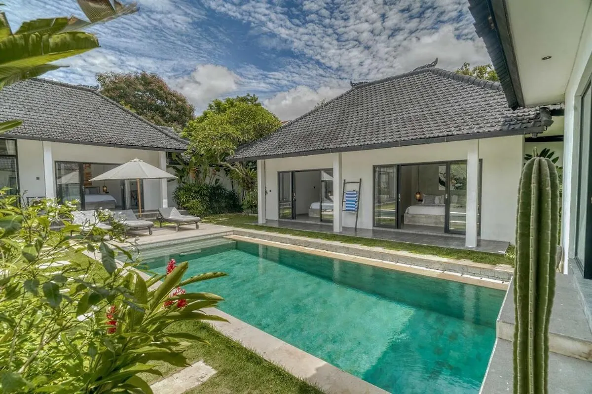 Moonwake Villa Brand New 4Br In Berawa Canggu  0*, Canggu (Bali)
