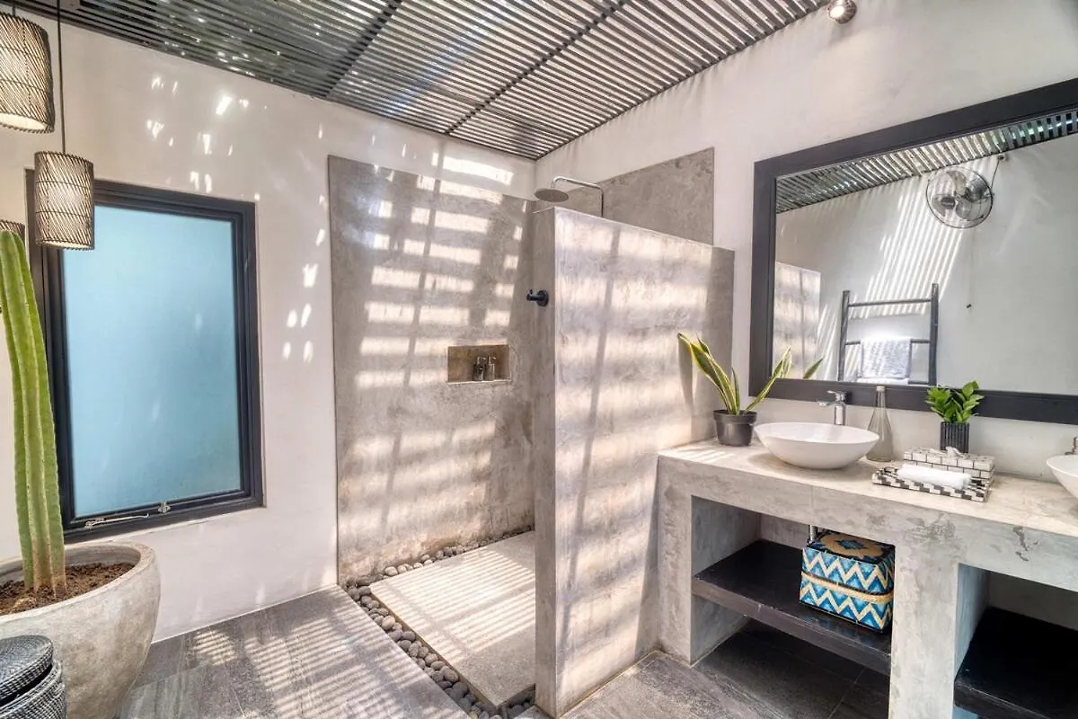 Moonwake Villa Brand New 4Br In Berawa Canggu