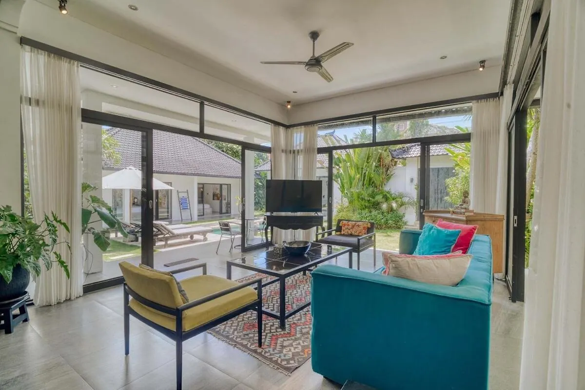 Moonwake Villa Brand New 4Br In Berawa Canggu