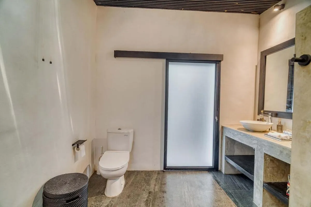 Moonwake Villa Brand New 4Br In Berawa Canggu